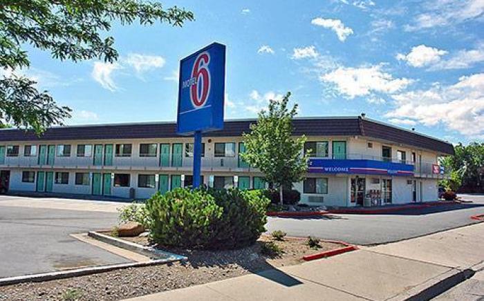 Motel 6 Reno, NV - Livestock