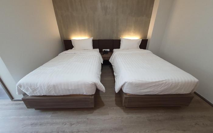 Double D Hotel