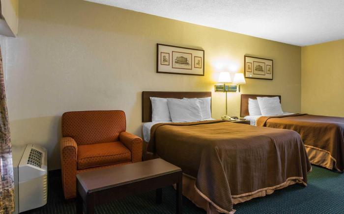 Rodeway Inn Marietta near Dobbins ARB