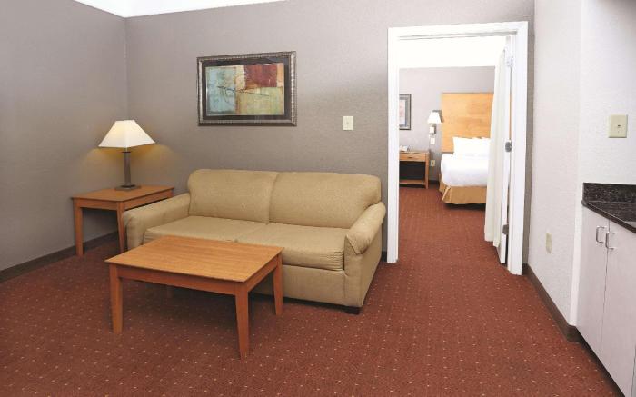 La Quinta Inn & Suites by Wyndham Norfolk