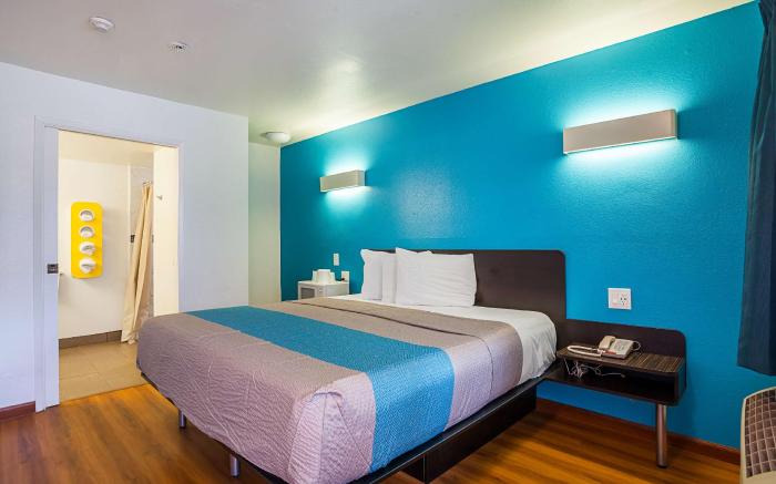 Motel 6 Ventura, CA - Downtown