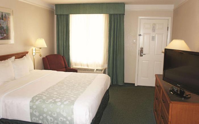 Baymont by Wyndham Austin University Area