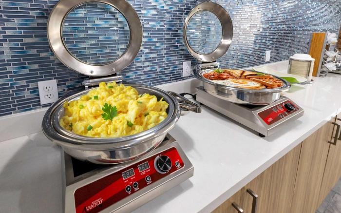 La Quinta Inn & Suites by Wyndham Jacksonville Mandarin