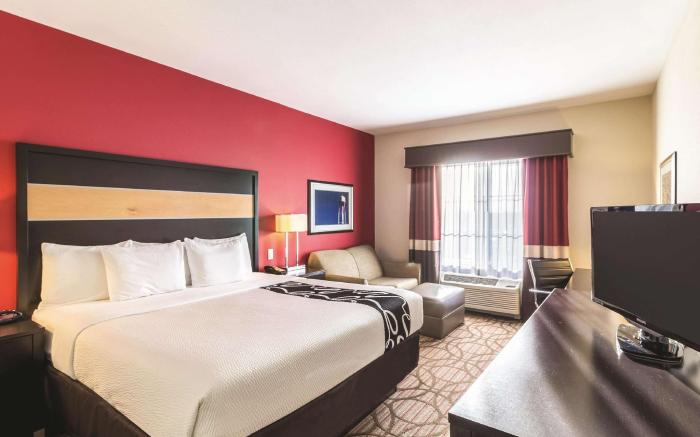 La Quinta Inn & Suites by Wyndham Fargo-Medical Center