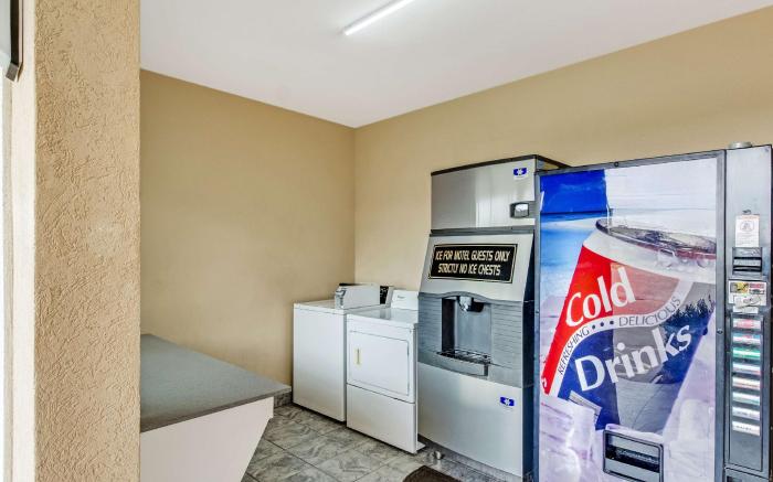 Americas Best Value Inn Houston at FM 529