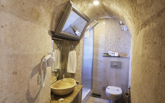 Cappadocia Fairy Chimneys Selfie Cave Hotel