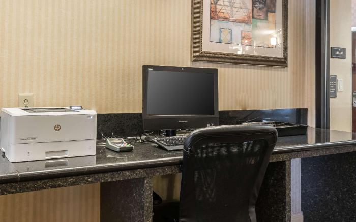Comfort Suites near MCAS Beaufort