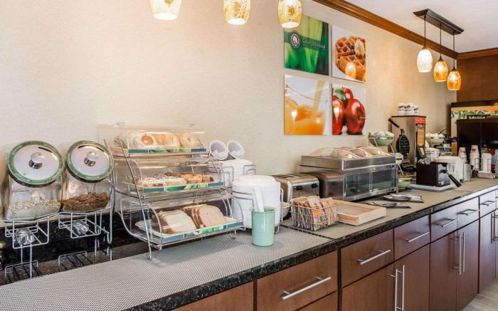 Quality Inn & Suites