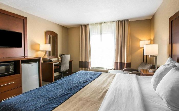 Comfort Inn & Suites Blue Ridge