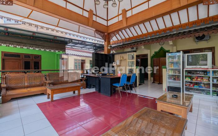 Hotel Wisata Ziarah Sunan Bonang Syariah Mitra RedDoorz