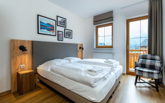 Luxurious Chalet in Obertraun with Pool