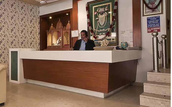 Hotel Baba Deluxe