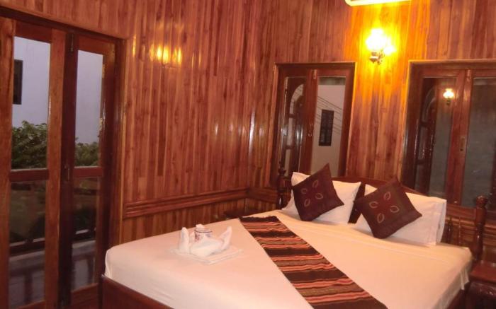 Soutikone Place House 2