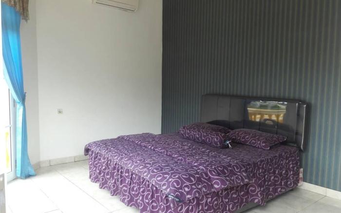 Villa Kota Bunga Begonia