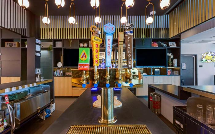 Cambria Hotel Austin Airport