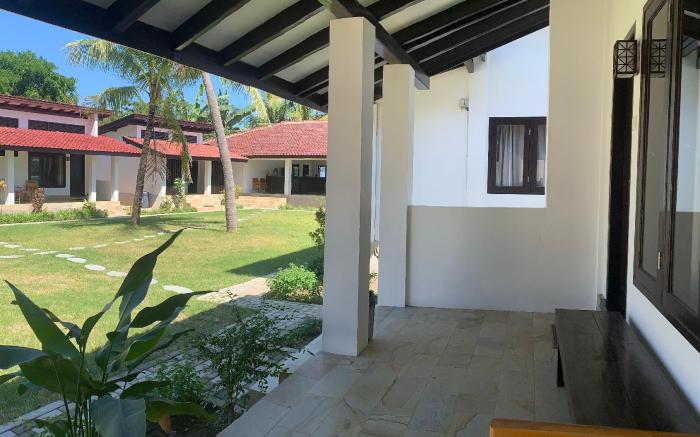 Balong Balong Surf Bungalows