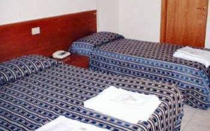 Hotel Athena