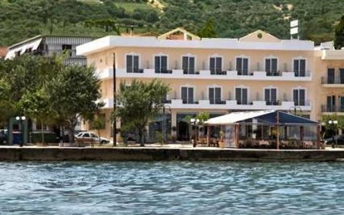 Hotel Kiani Akti