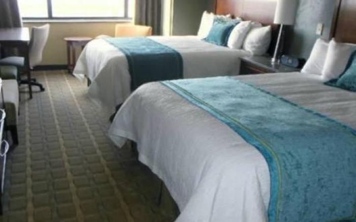 Oshkosh Marriott Waterfront Hotel & Convention Center