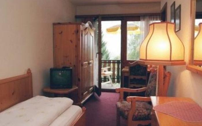 Hotel Cresta