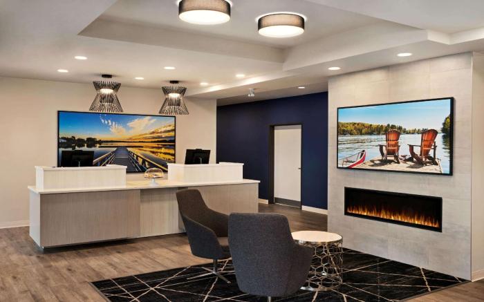 Microtel Inn & Suites by Wyndham Auroa
