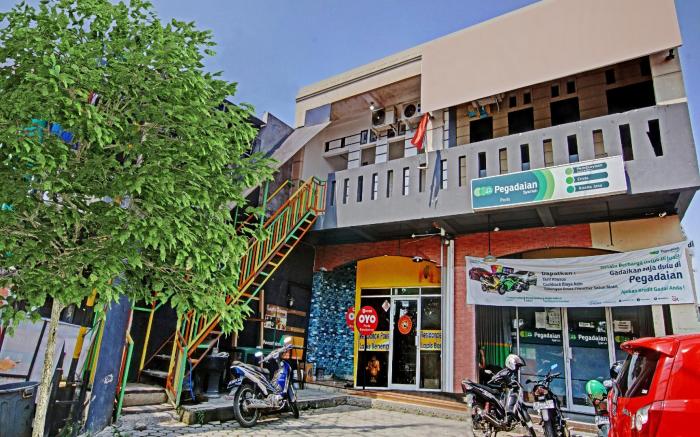 Super OYO 90358 Poris Residence Syariah