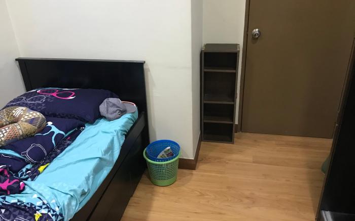 Loveable couple only 1 master room