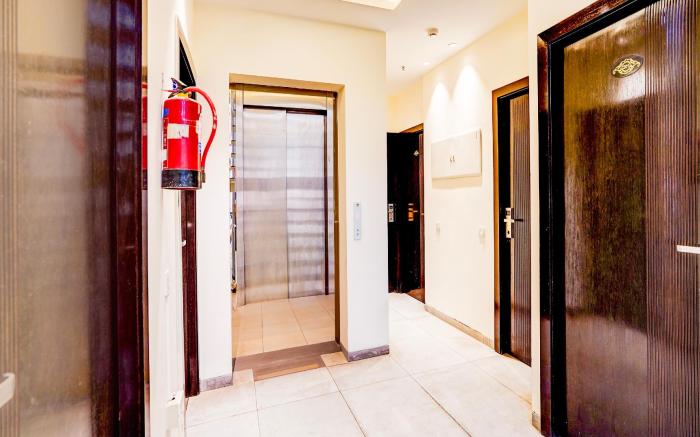 Super Townhouse Pitampura West Enclave