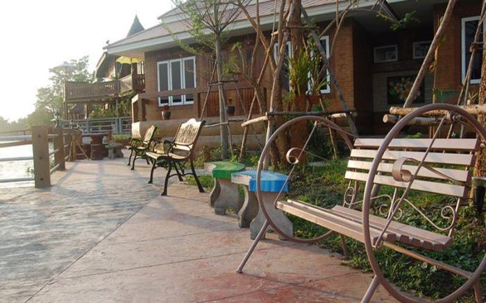 Baan Imoun Hotel
