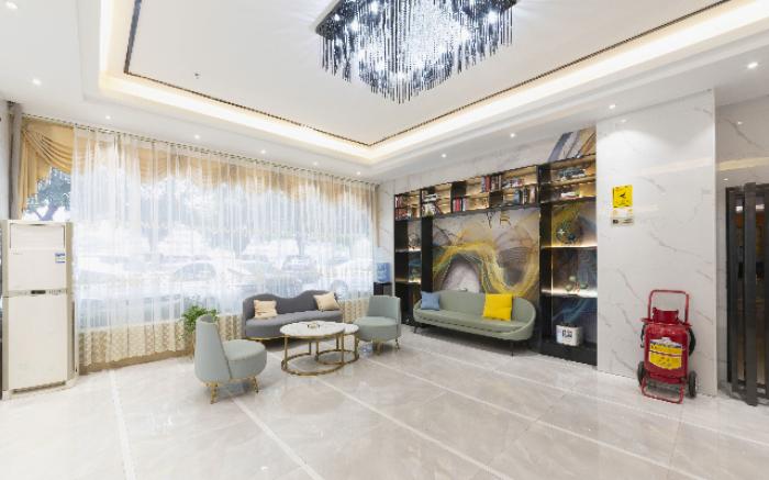 JTOUR Inn Qingyuan Traditional Chinese Medicine Hospital