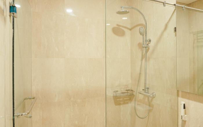 Brand New 2BR Sudirman Suites Apt By Travelio