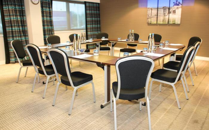 Holiday Inn Express London Heathrow T5 By IHG
