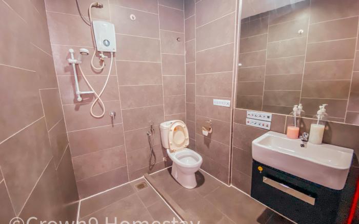Crown1Suite (City View)Near IKEA/1Utama/TTDI