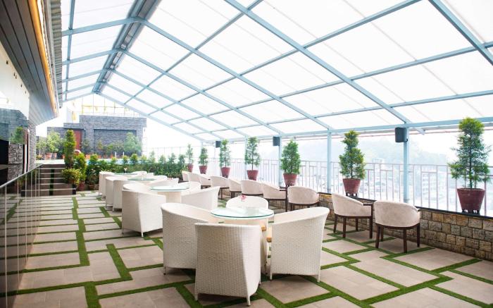 Ramada by Wyndham Gangtok Hotel & Casino Golden