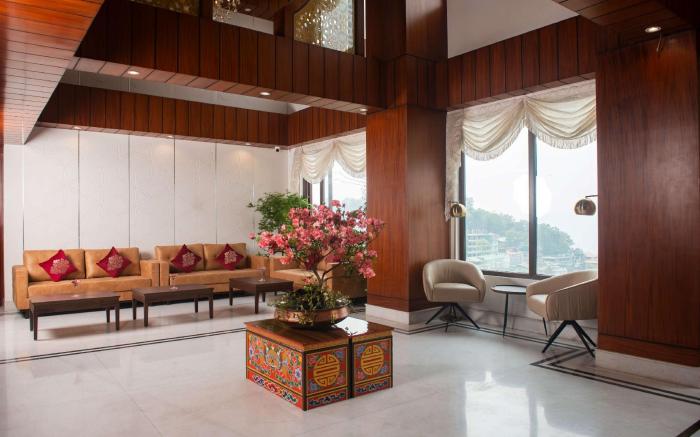 Ramada by Wyndham Gangtok Hotel & Casino Golden