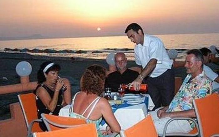 Adele Beach Hotel