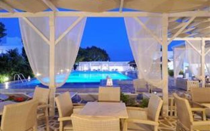Narges Hotel
