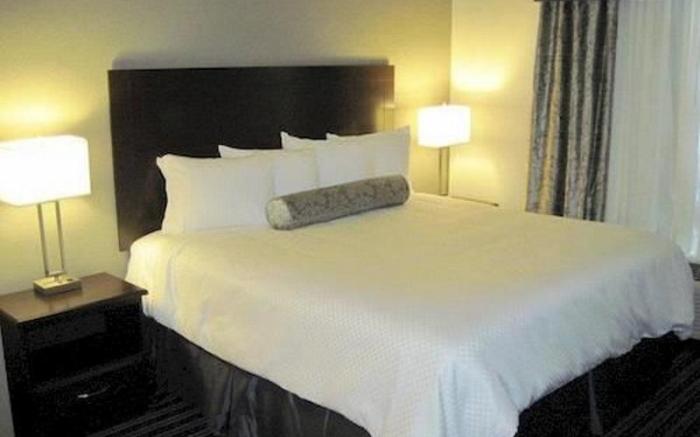 Best Western Plus Austin Airport Inn and Suites