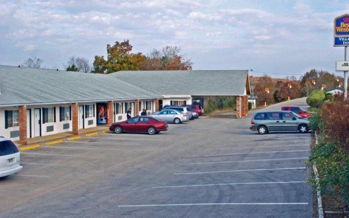Village Inn of Hardy