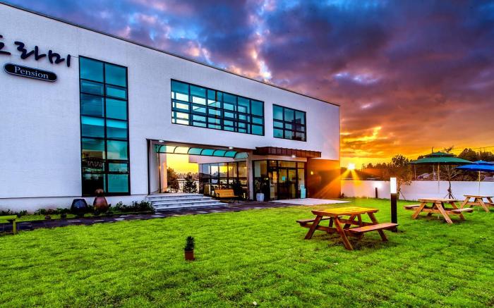 Seogwipo Dorami Pension