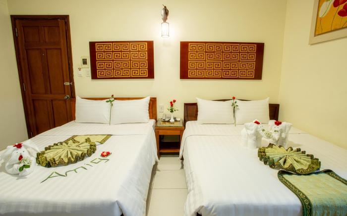 Amigo Hotel