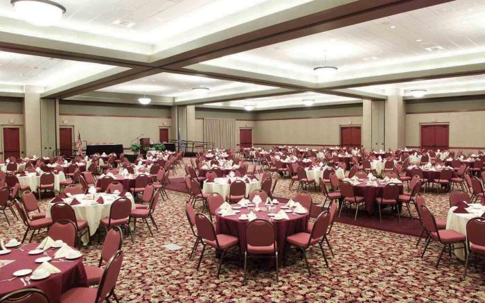 AmericInn by Wyndham Watertown