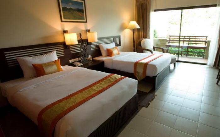 Mae Jo Golf Resort & Spa