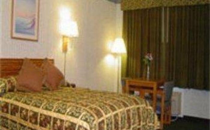 Sunset Inn Lake Oroville