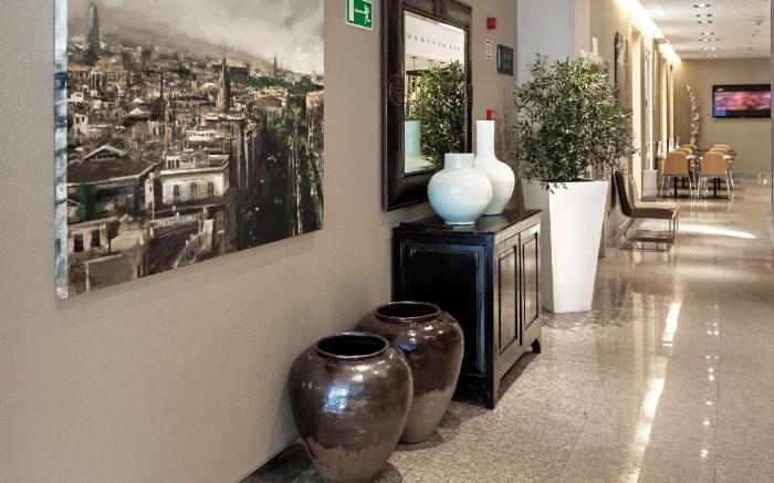 Catalonia Plaza Mayor Hotel