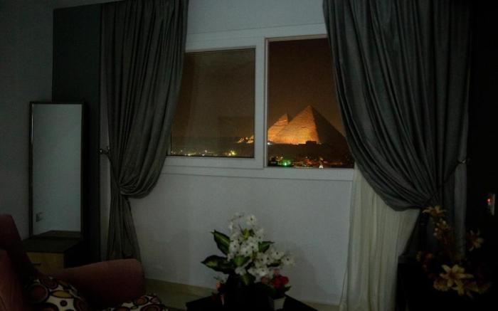 Gardenia pyramids view inn