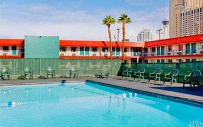 Travelsuites Inn