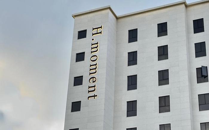 H. Moment Hotel Songjeong