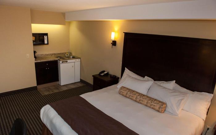 Best Western Maple Ridge Hotel