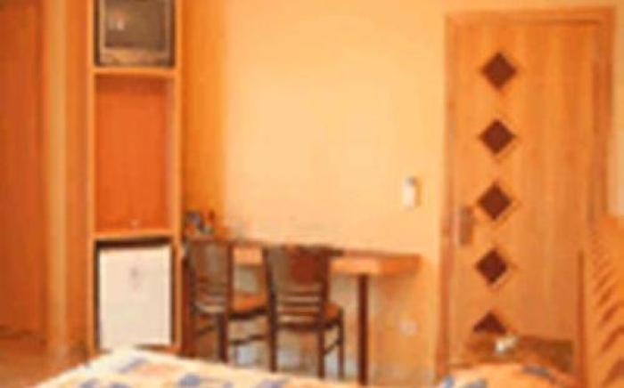 L'Opera Hotel